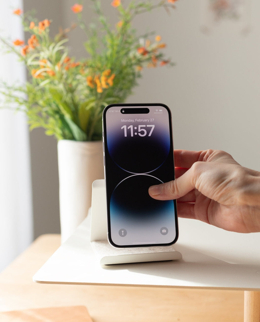 Gather Phone Stand